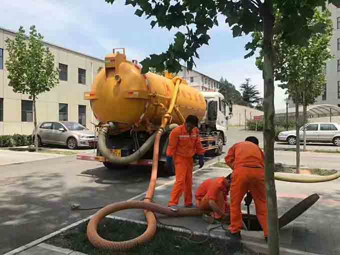 哈爾濱專業(yè)疏通管道高壓清洗清理污水池